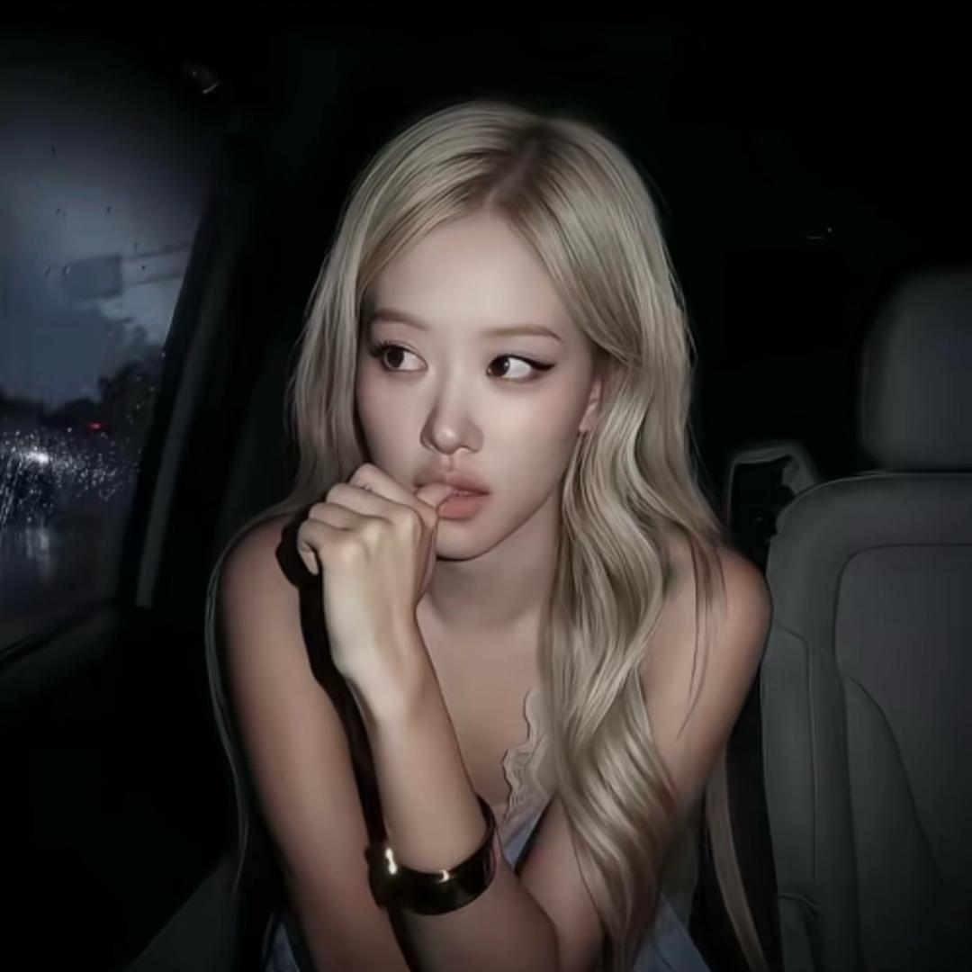 -小8