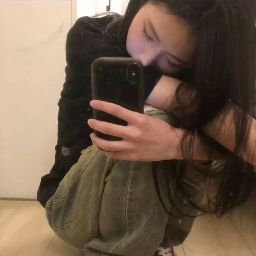 阿佳