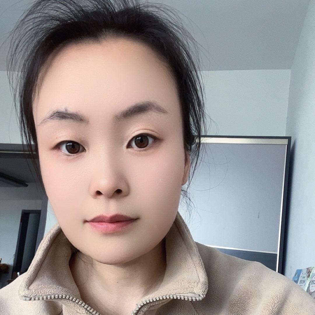 贺贺呀🍀（晚8播）