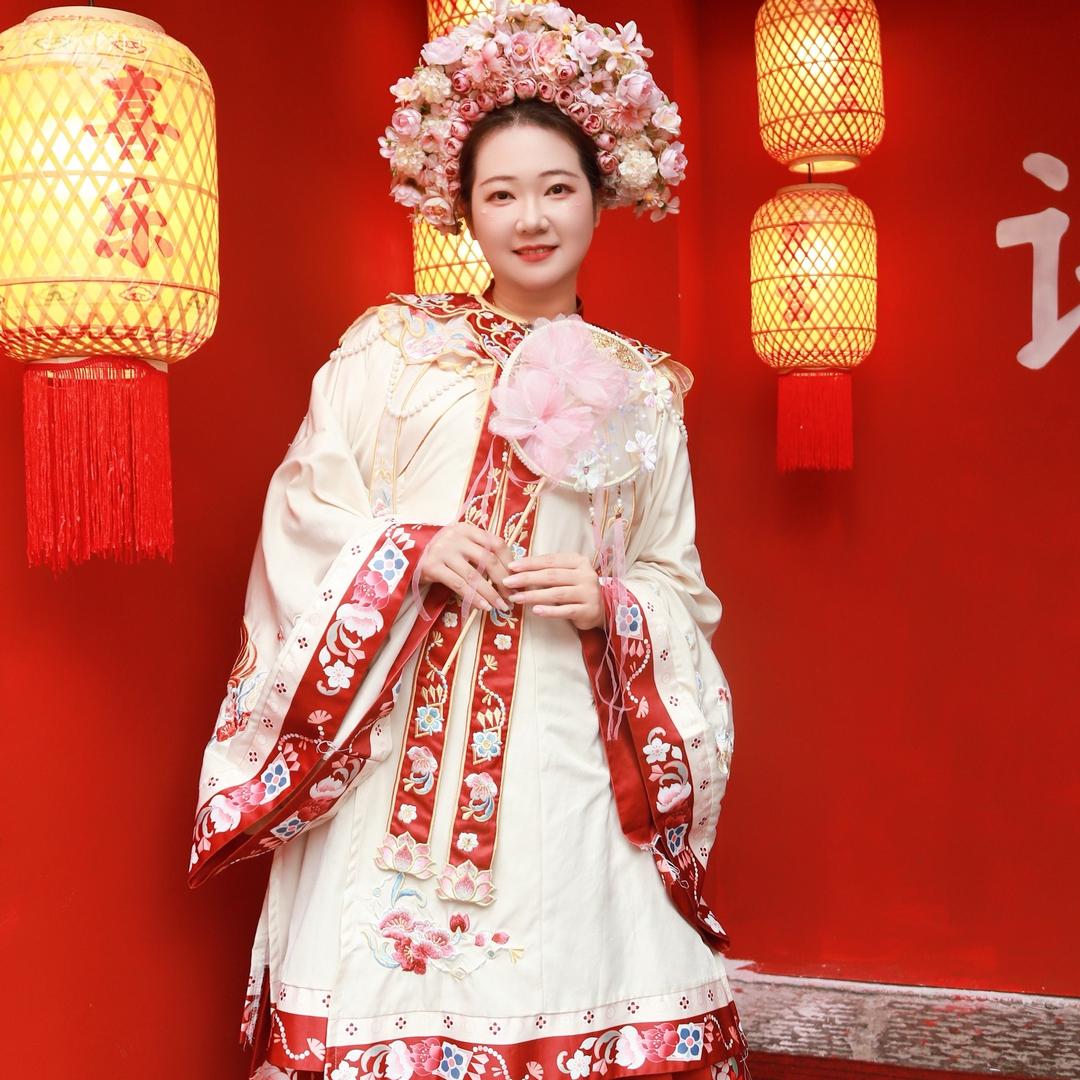 天天向上不黏人🥰