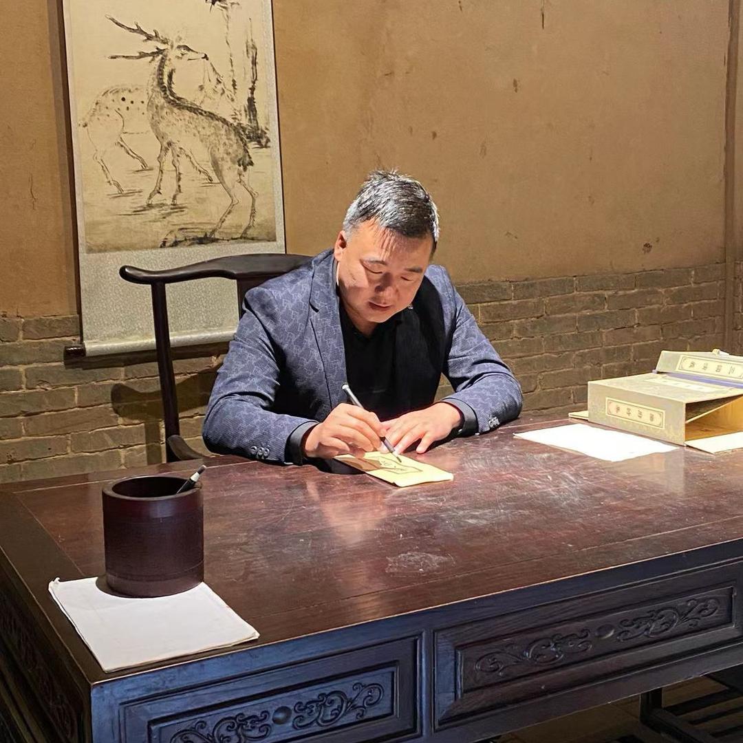 君容建设