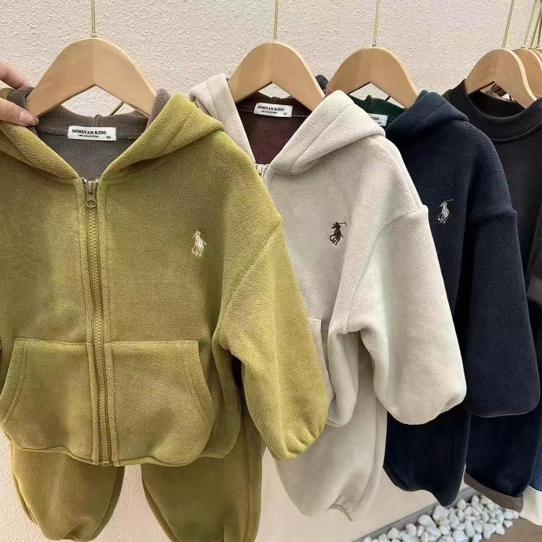 彤彤睡衣批发