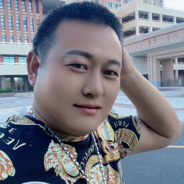 劉龍€互相尊重》