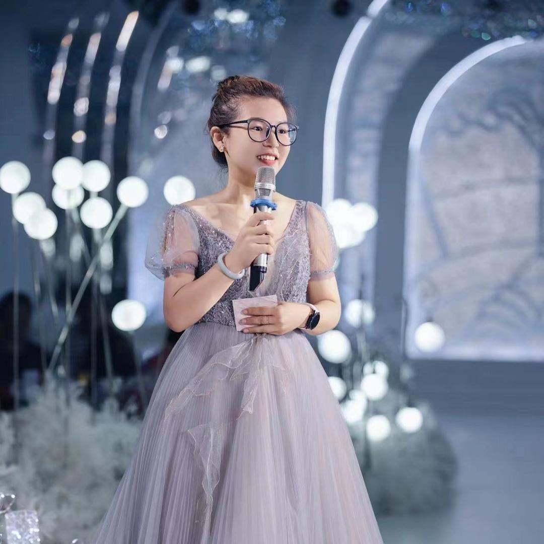 做派对的花豆豆