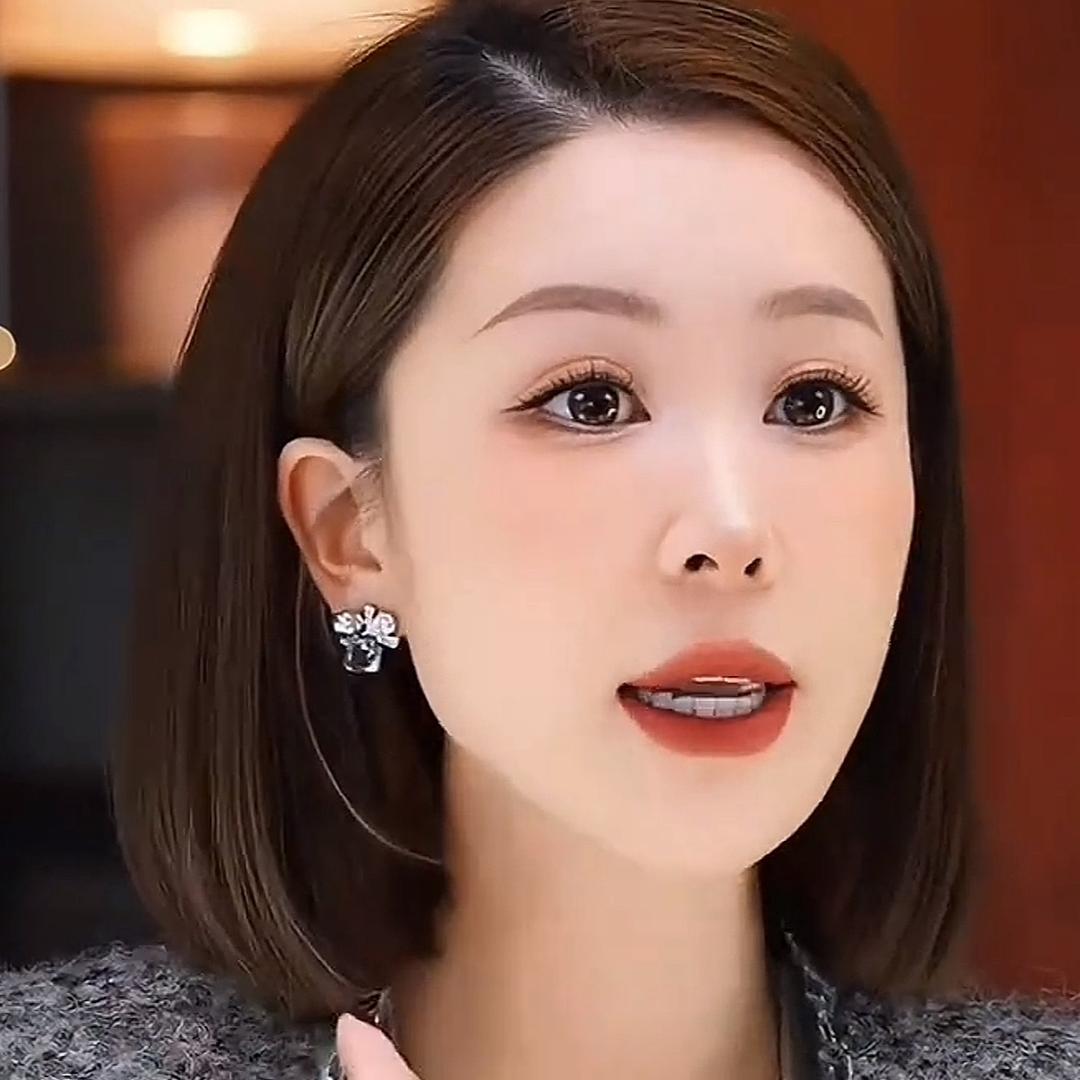 俏十娘轻奢饰品