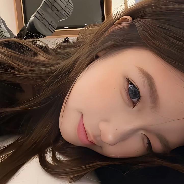 贴地飞行小玉