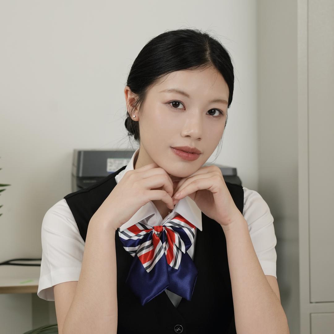 银行小卢姐
