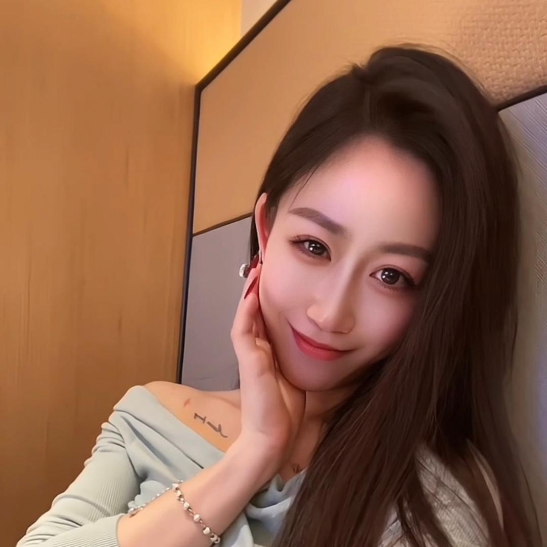 晓晓 鸿辉钢构型材批发