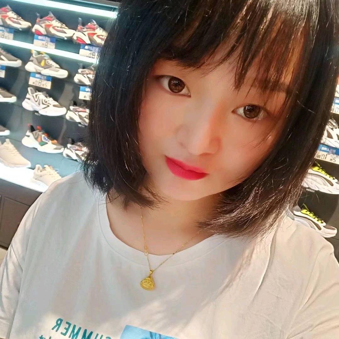 嘟个嘴^卖个萌💋