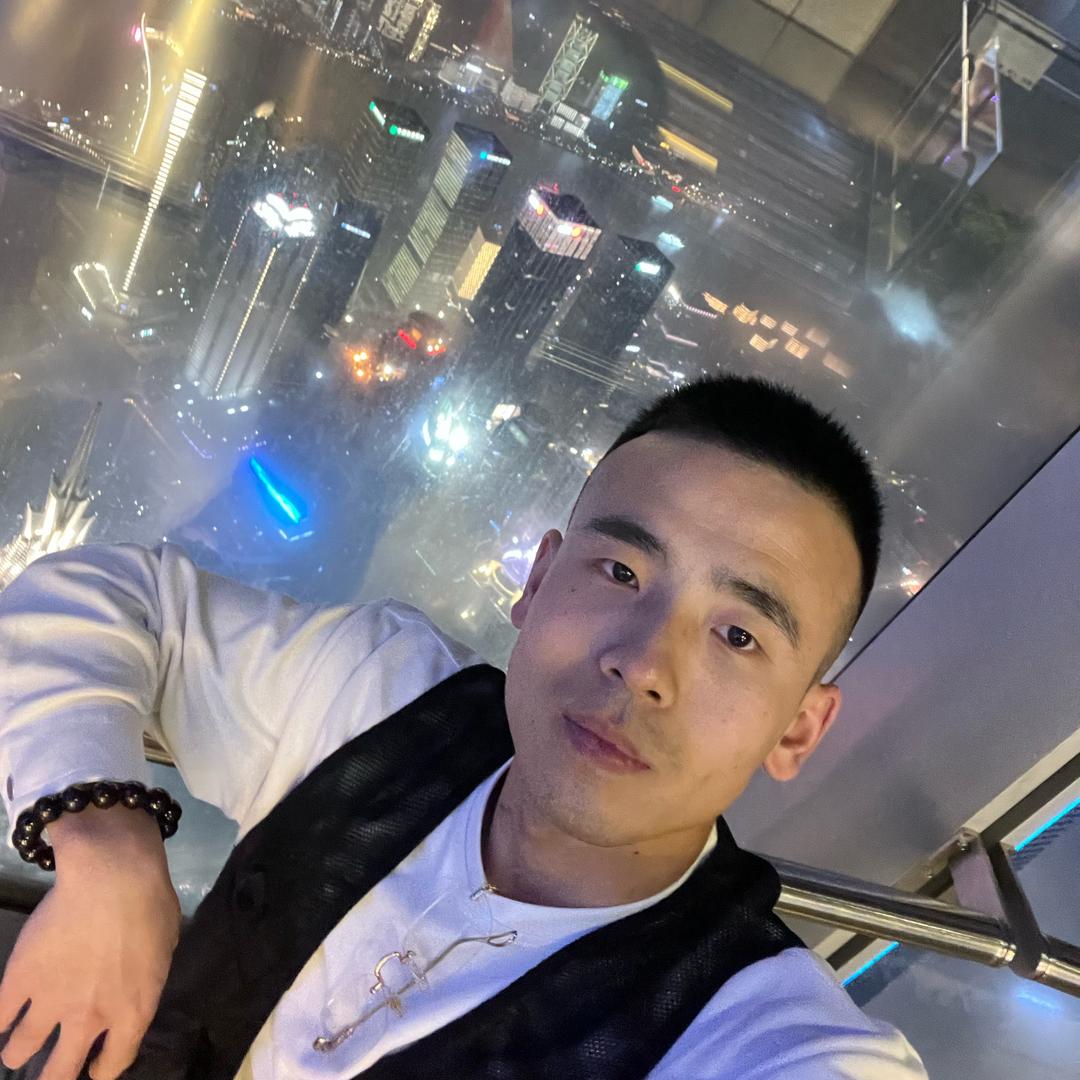 蕾晓蕾椒麻鱼店长（大伟）