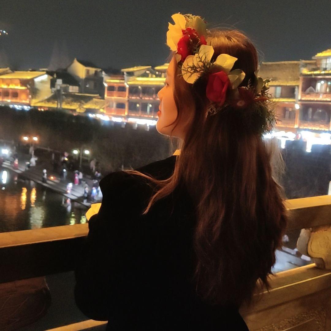 小乐.