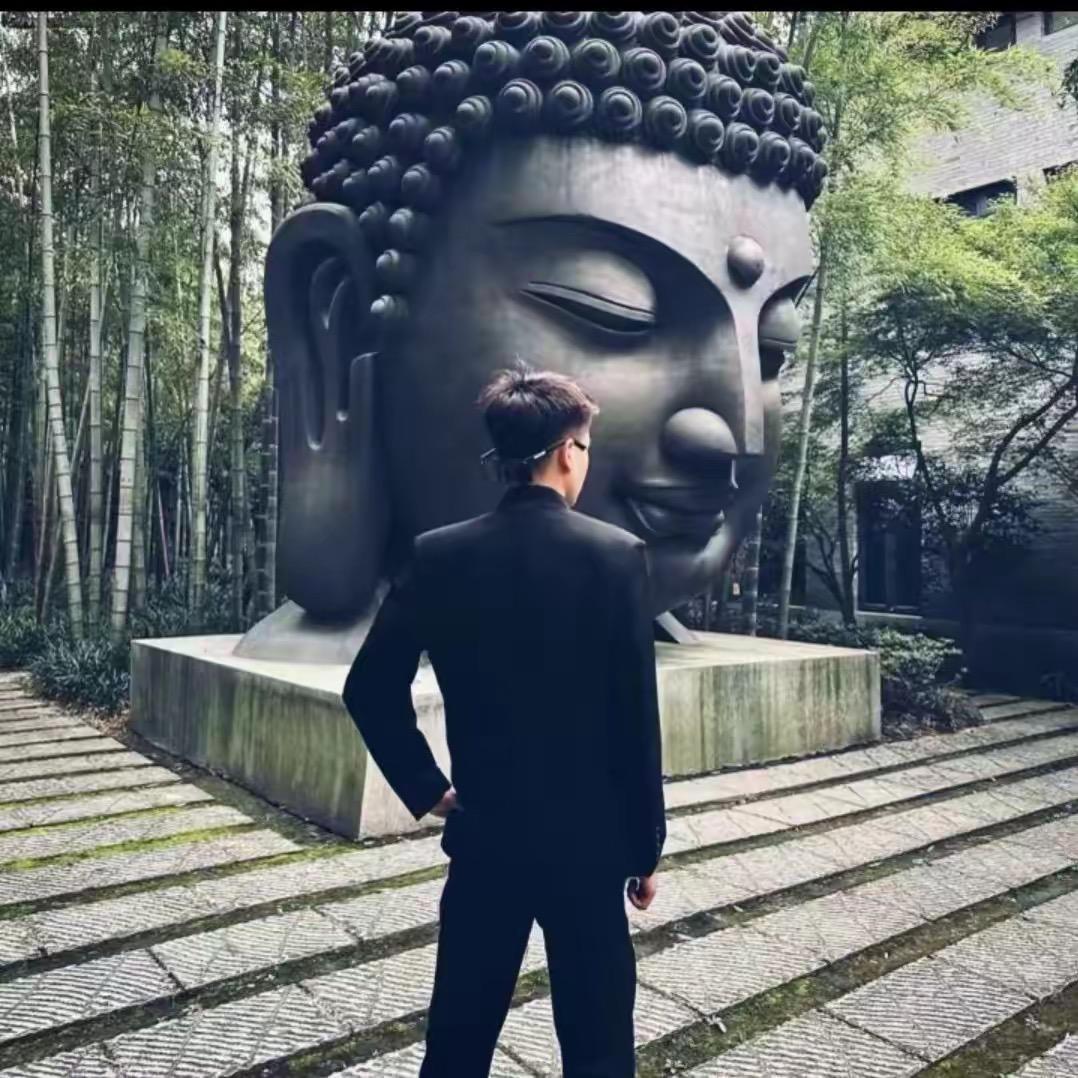 大悦悦.