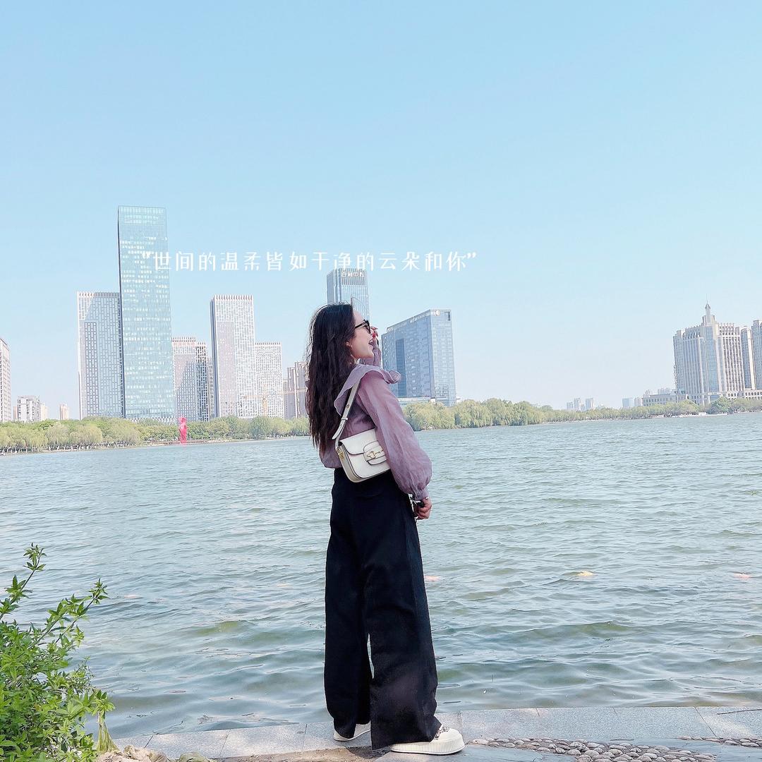 我是君君吖~