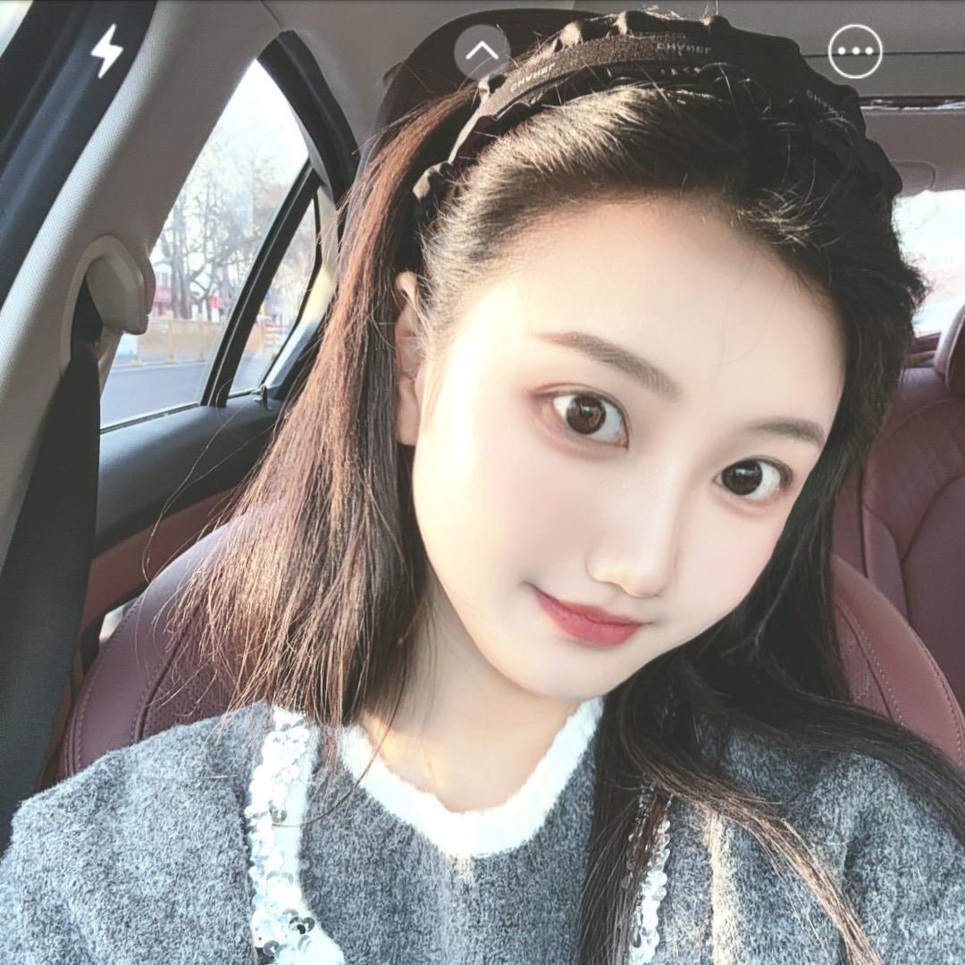 珂珂不怕老王。