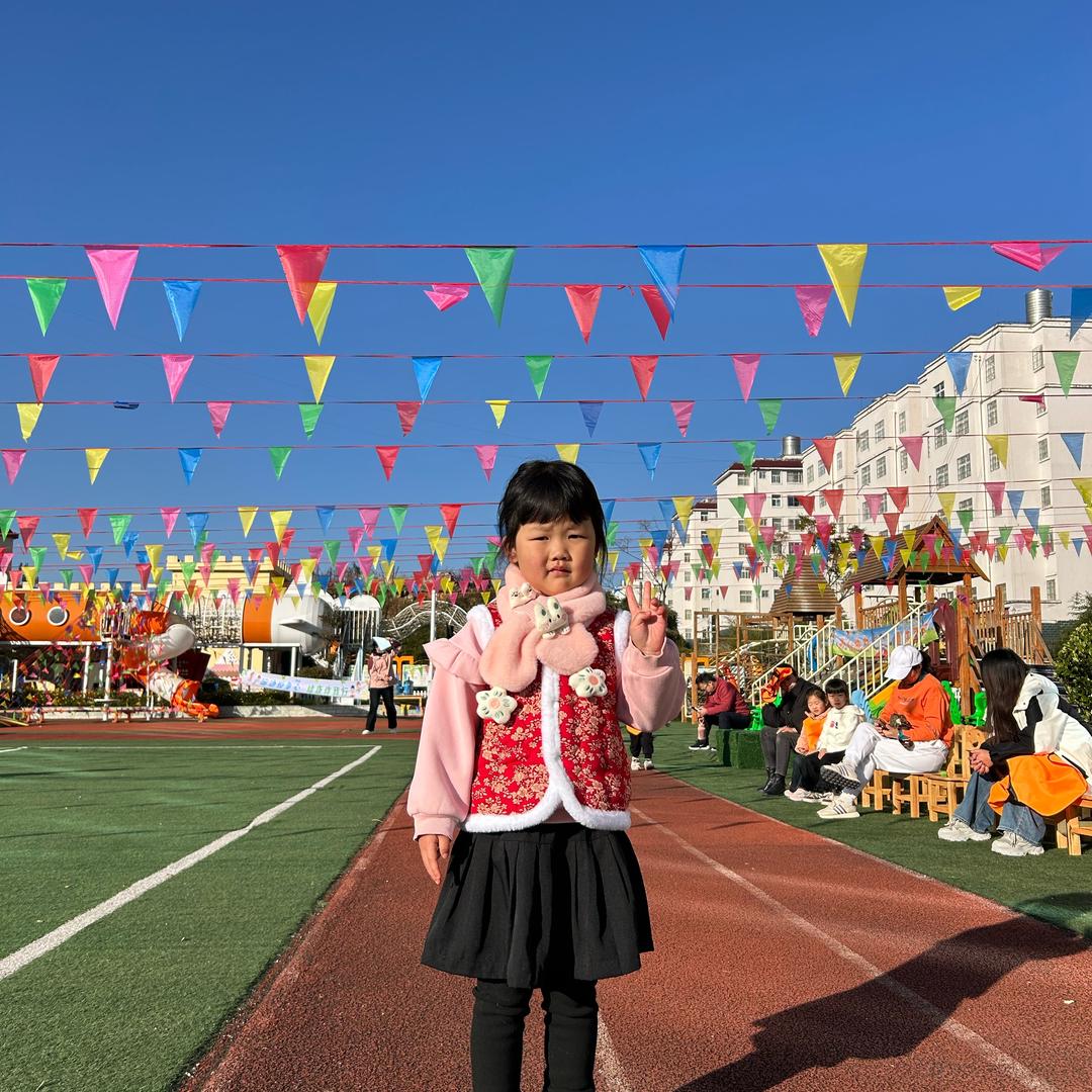 小萌子