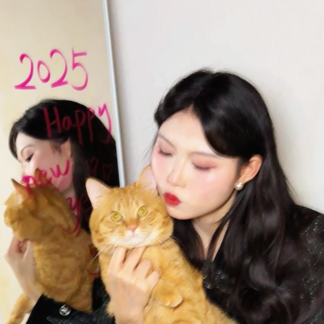 小🌸要吃饱