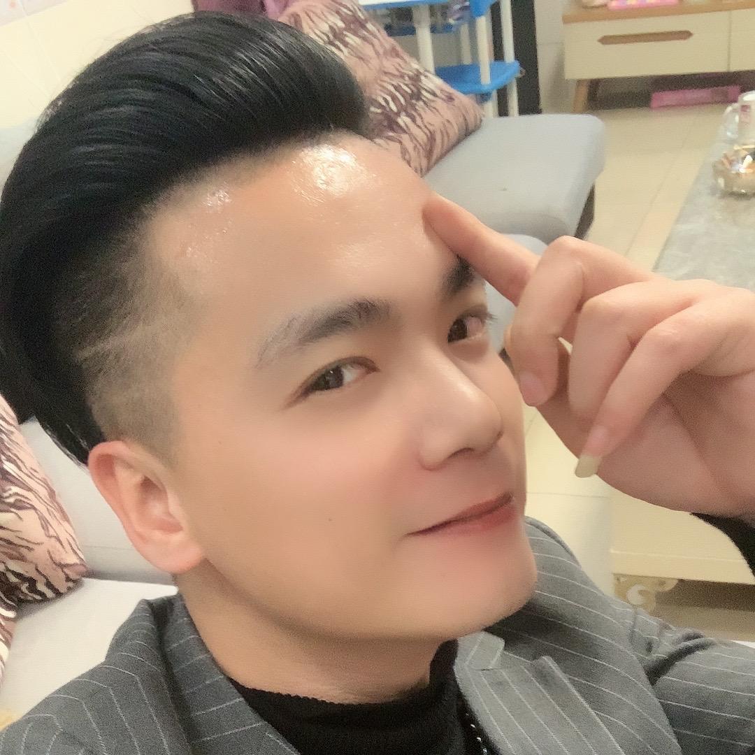 渣渣辉💓