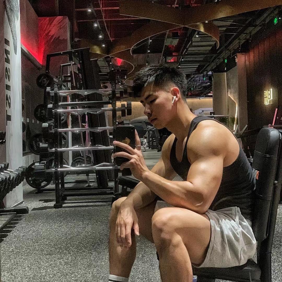 向脂包肌看齐💪