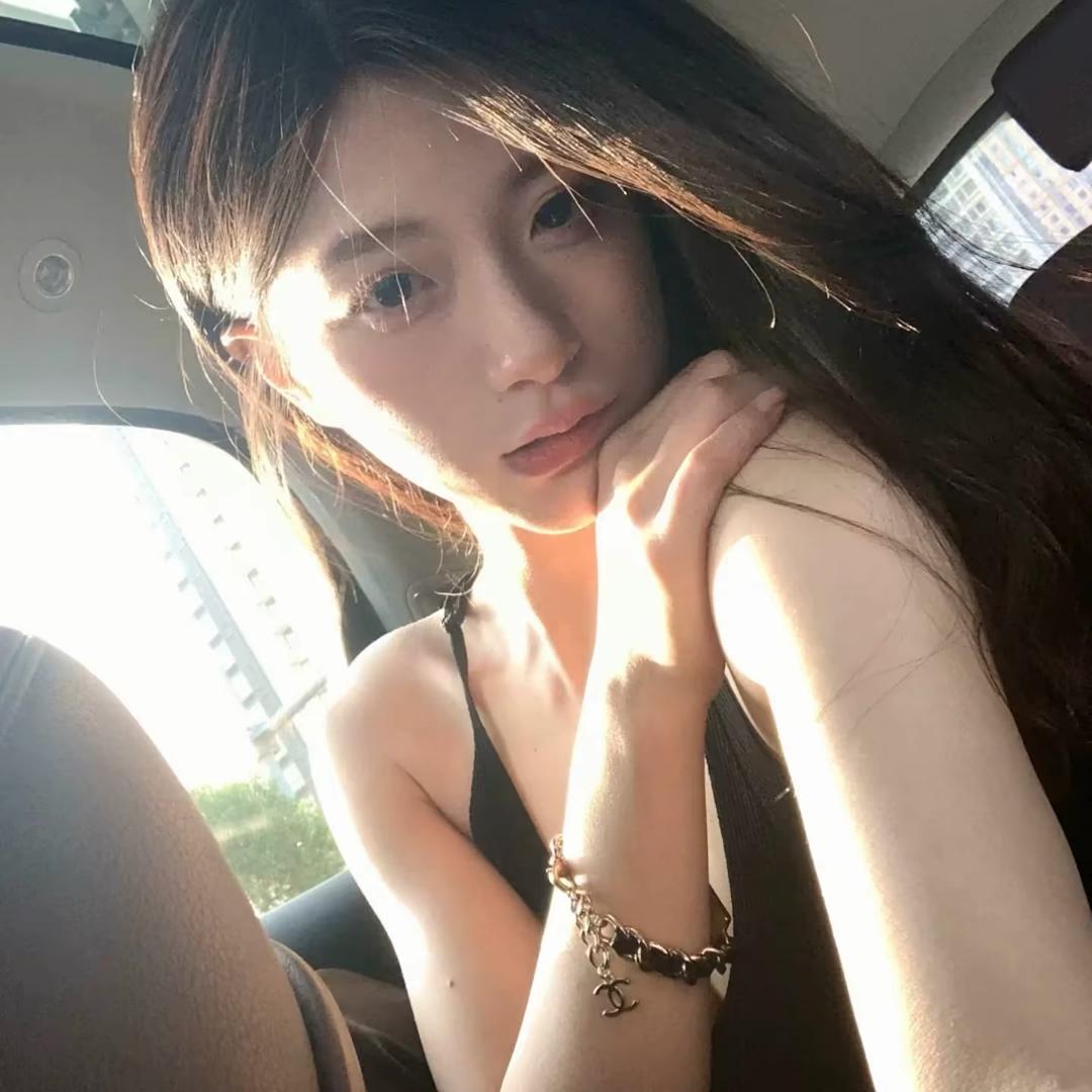 莉莉安.🥀