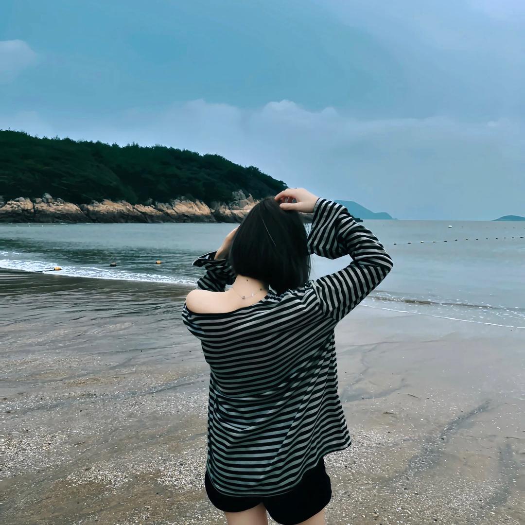 爱吃香菜的小蔡