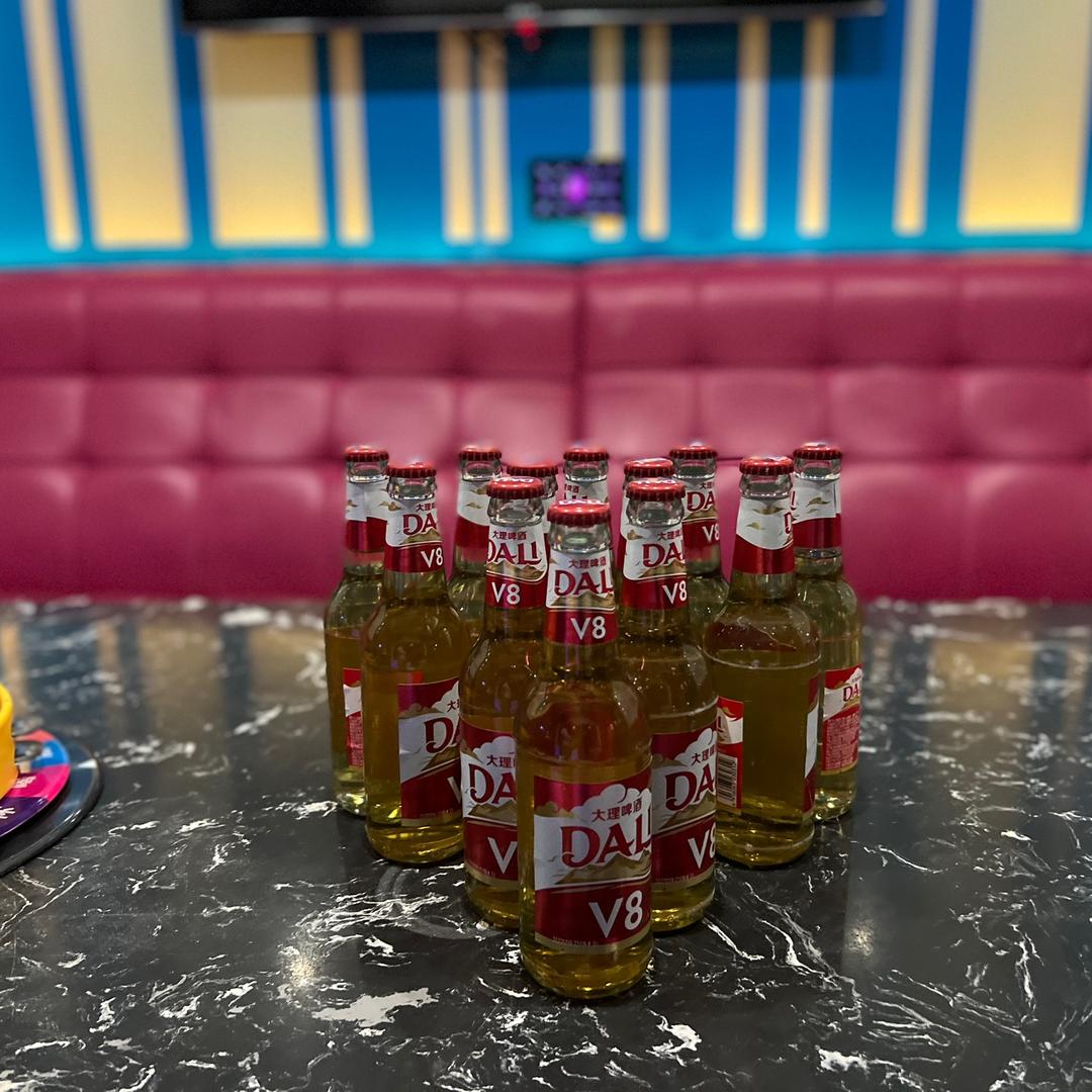 临沧市临翔区红馆歌厅