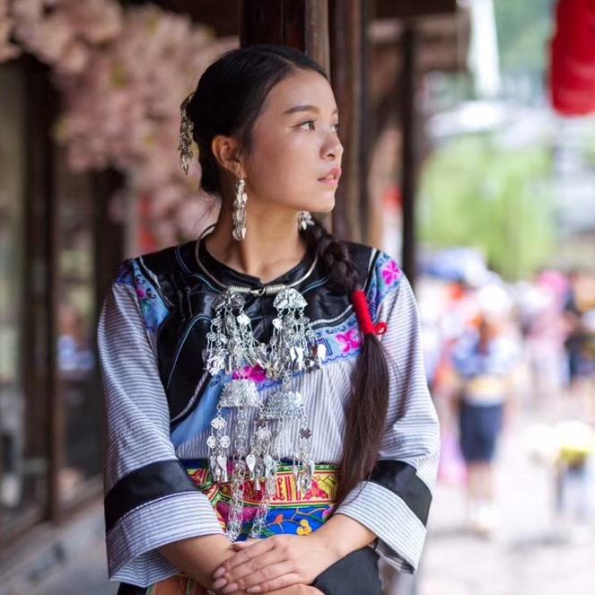 跟着阿娅去旅行