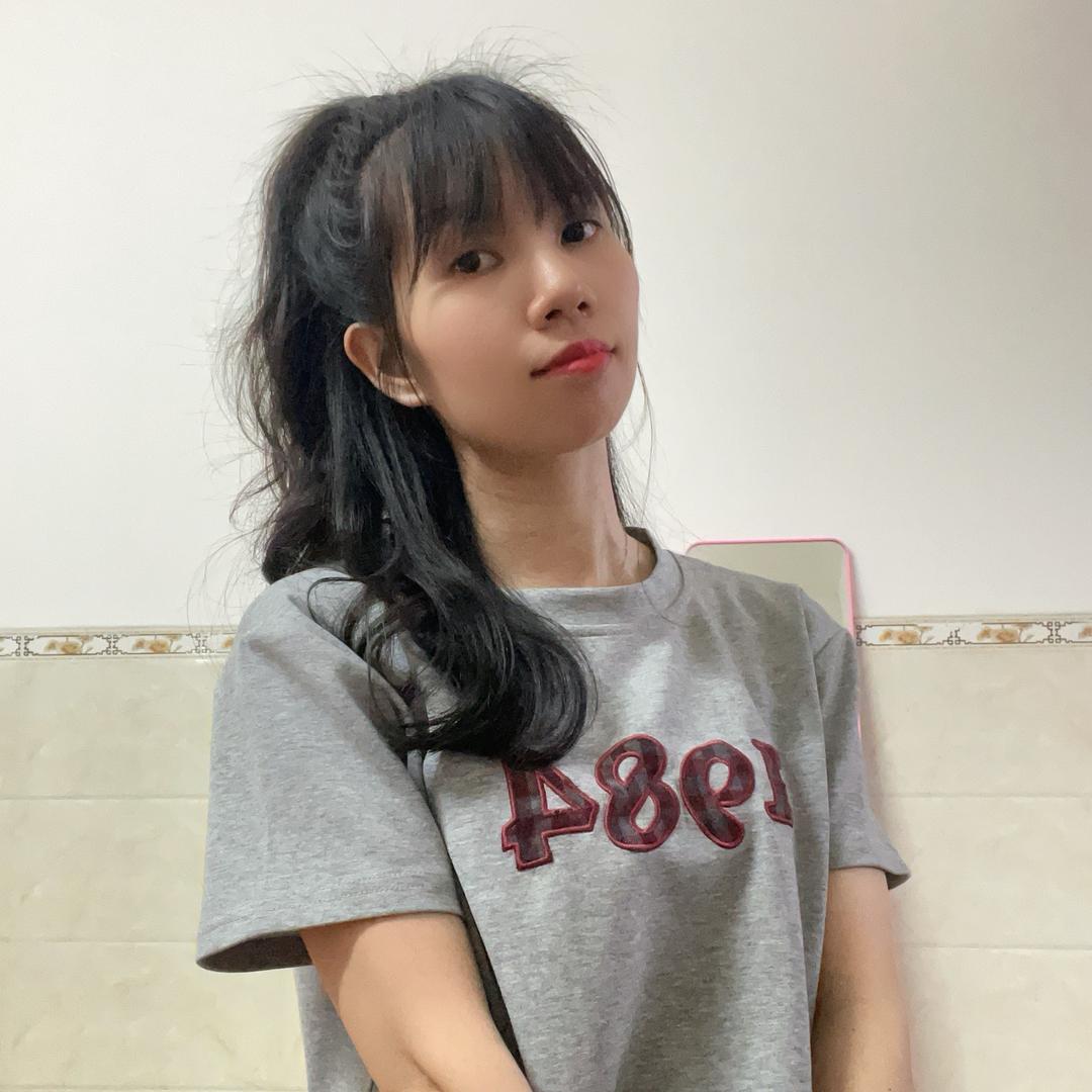 梁小姐