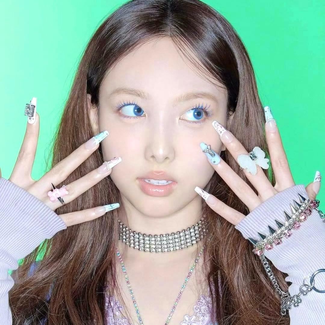 恶童 ✌︎( ᐛ )✌︎