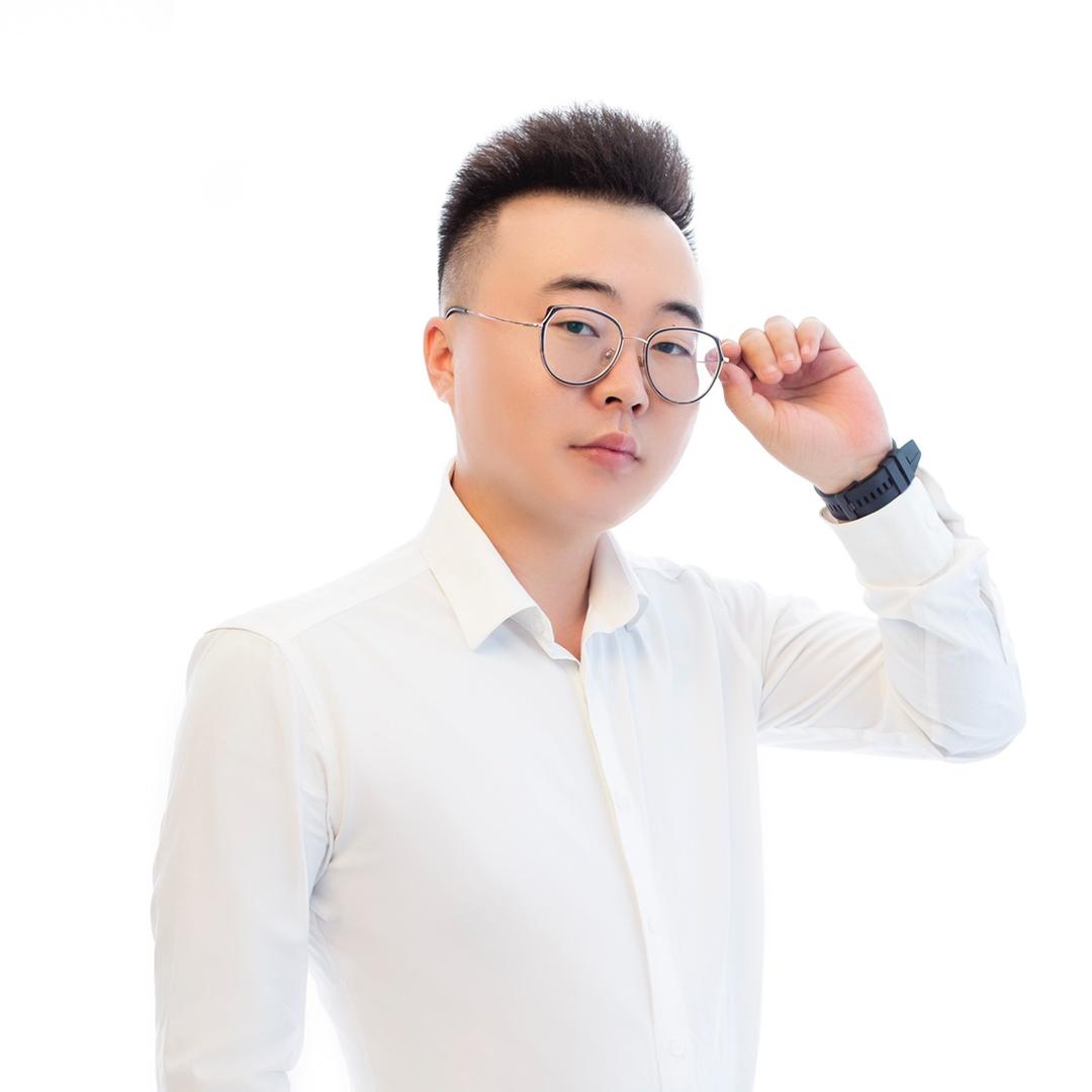东东。