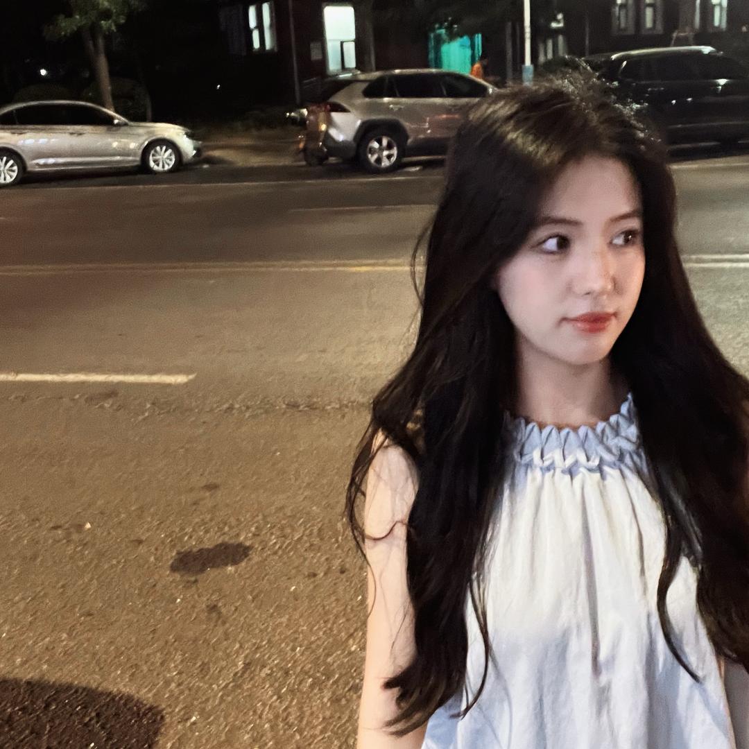 橘子味的外太空🍊