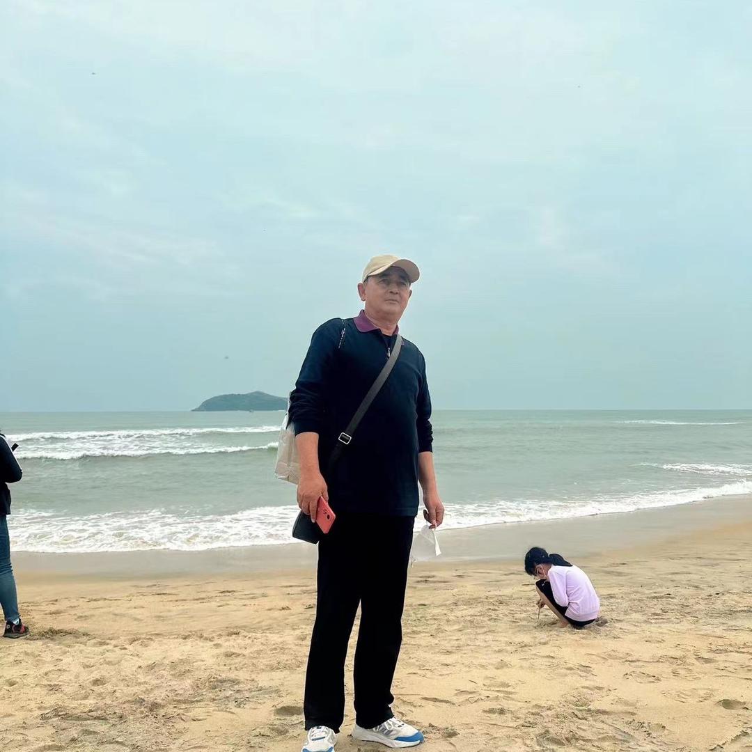 微笑着面对