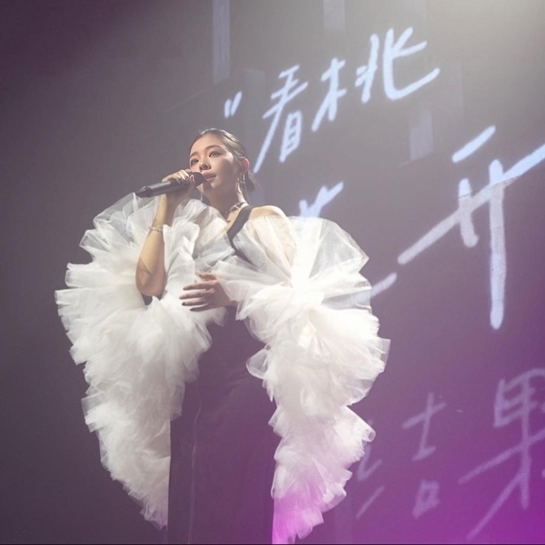 刘入娜