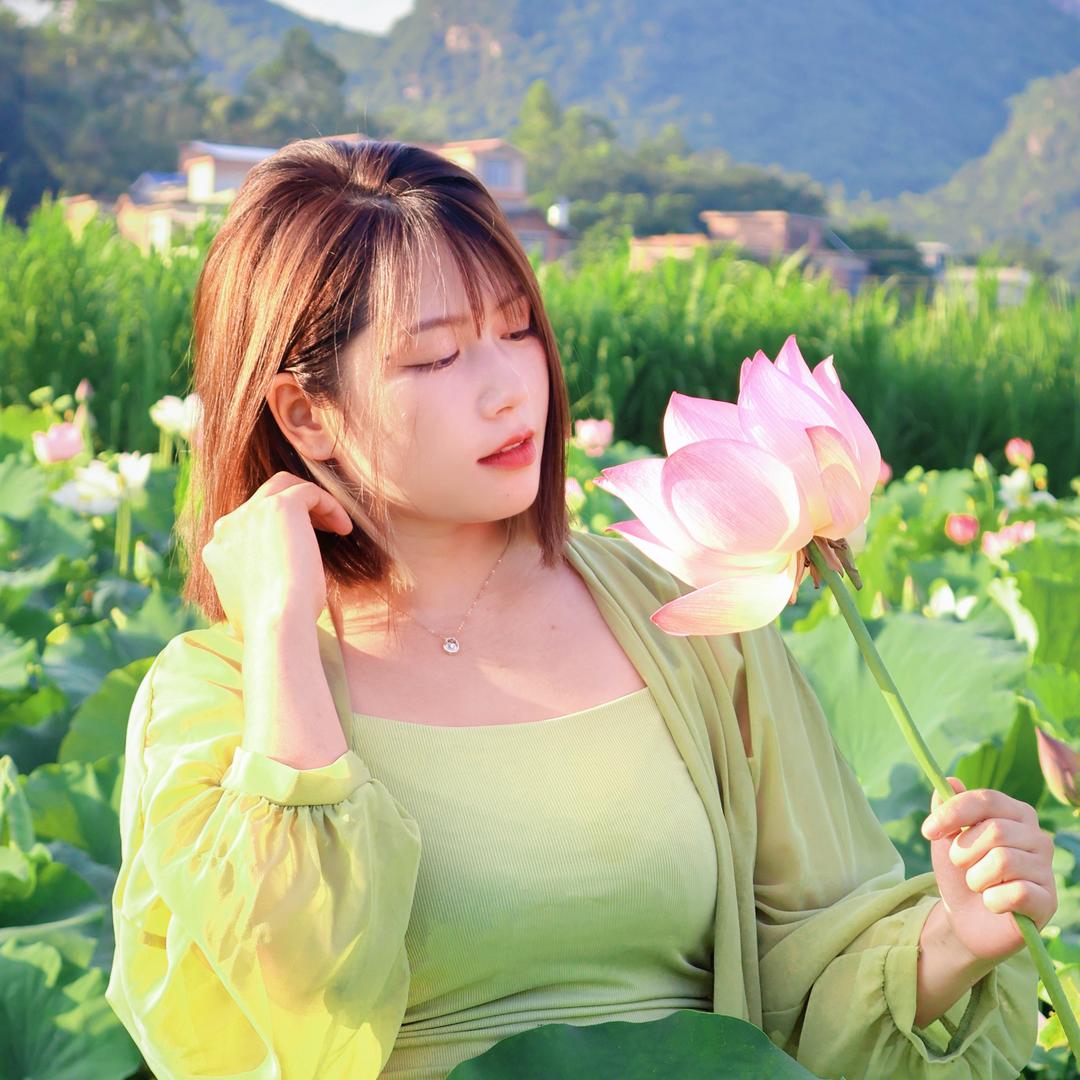 爱吃荔浦芋头的梅子