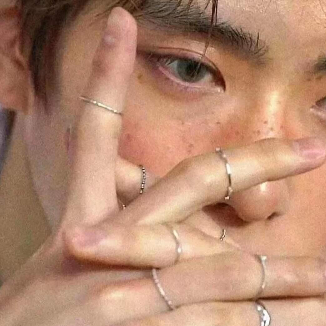 苏二月y