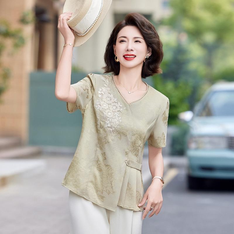 常熟阿慕莲服装