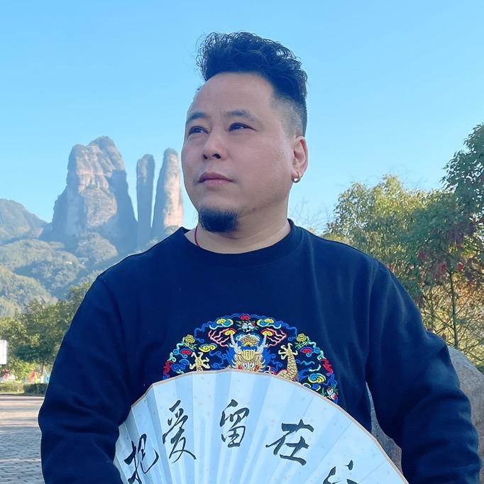 杨大宝（大总管移动酒店）