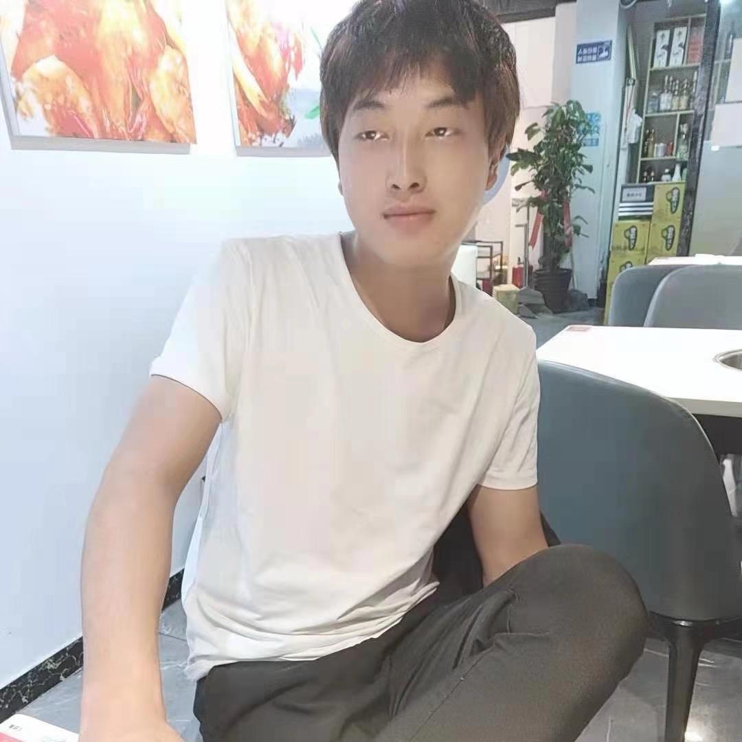 青春不负韶华。