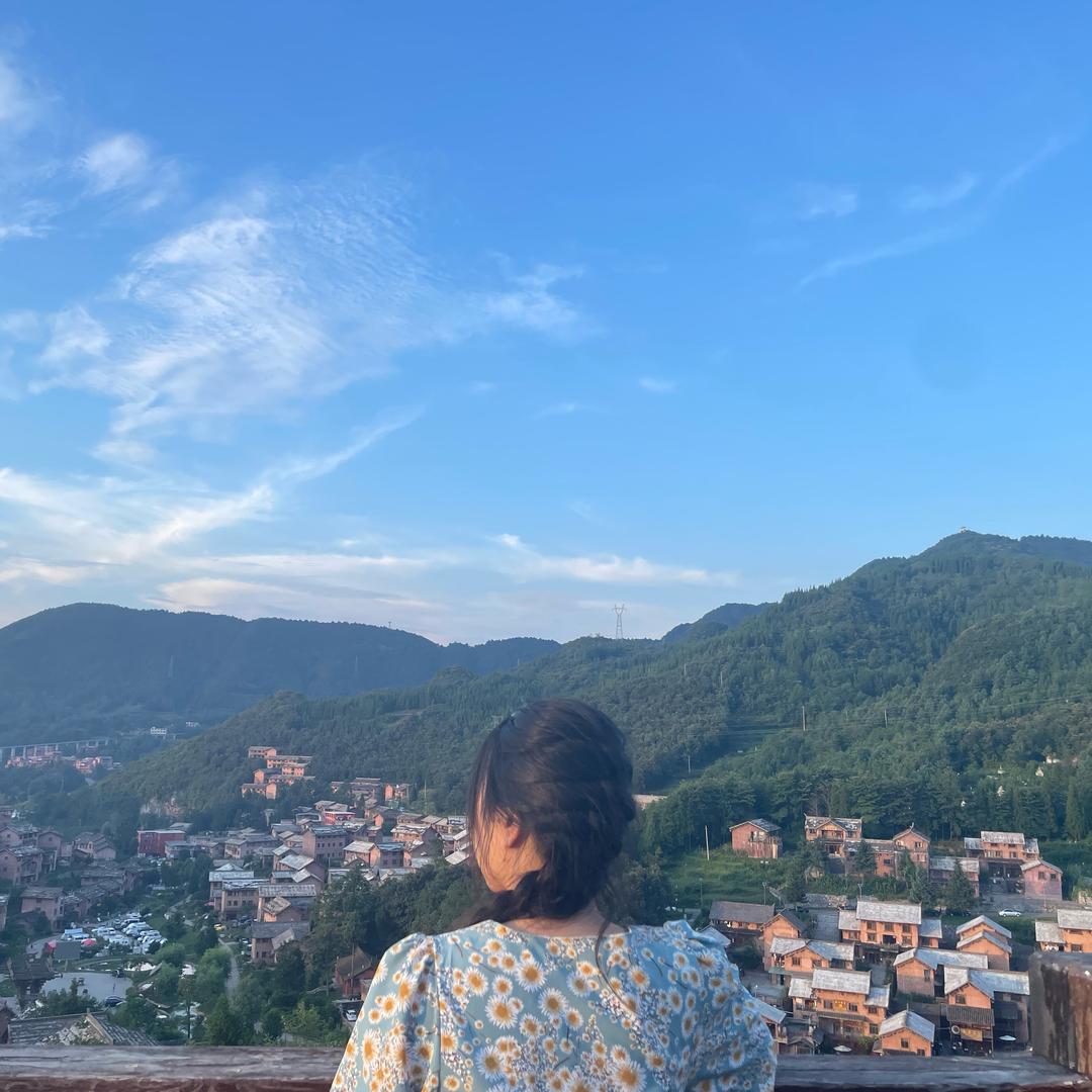 山里面女人霞霞