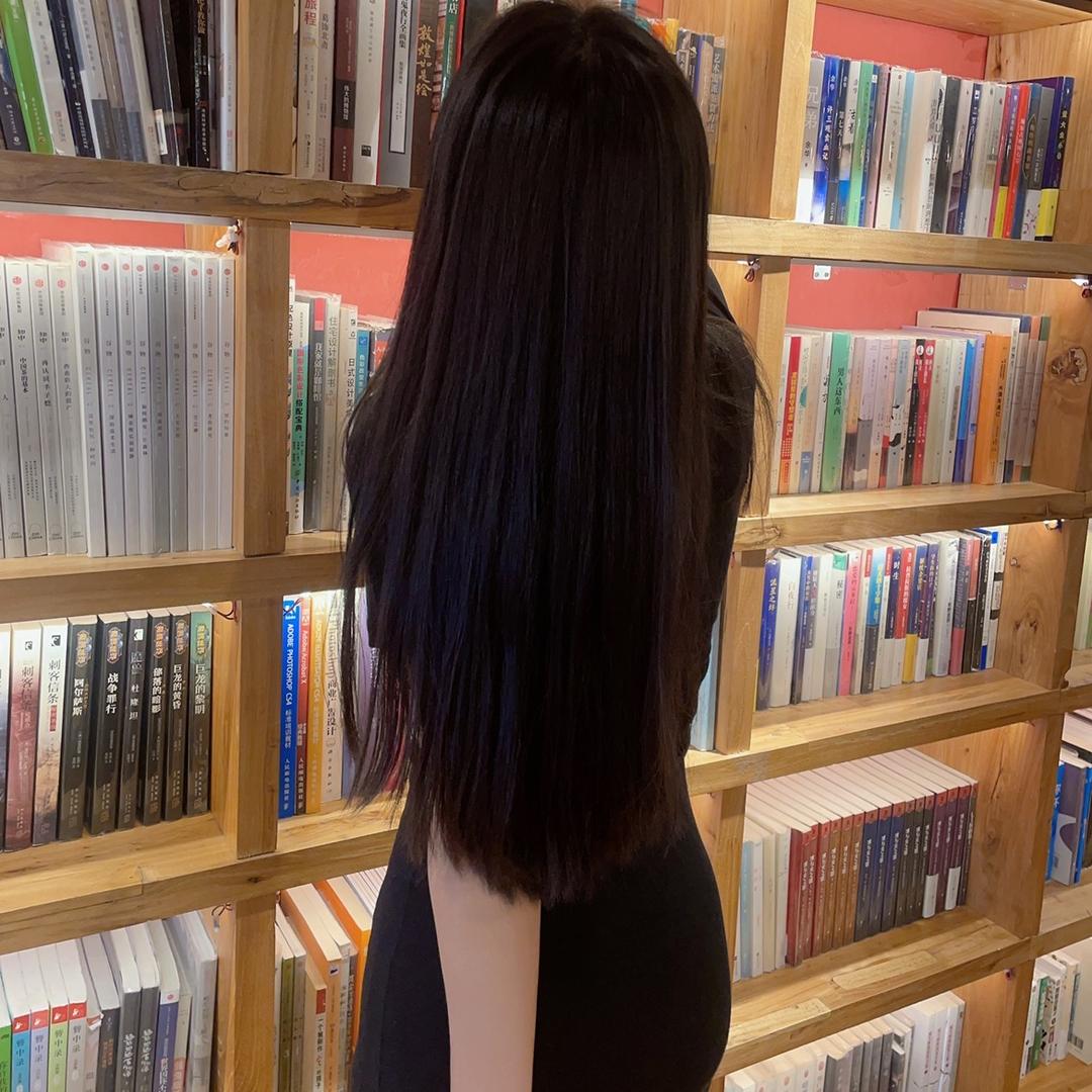 昆明L鳳祥正义路二店江玲