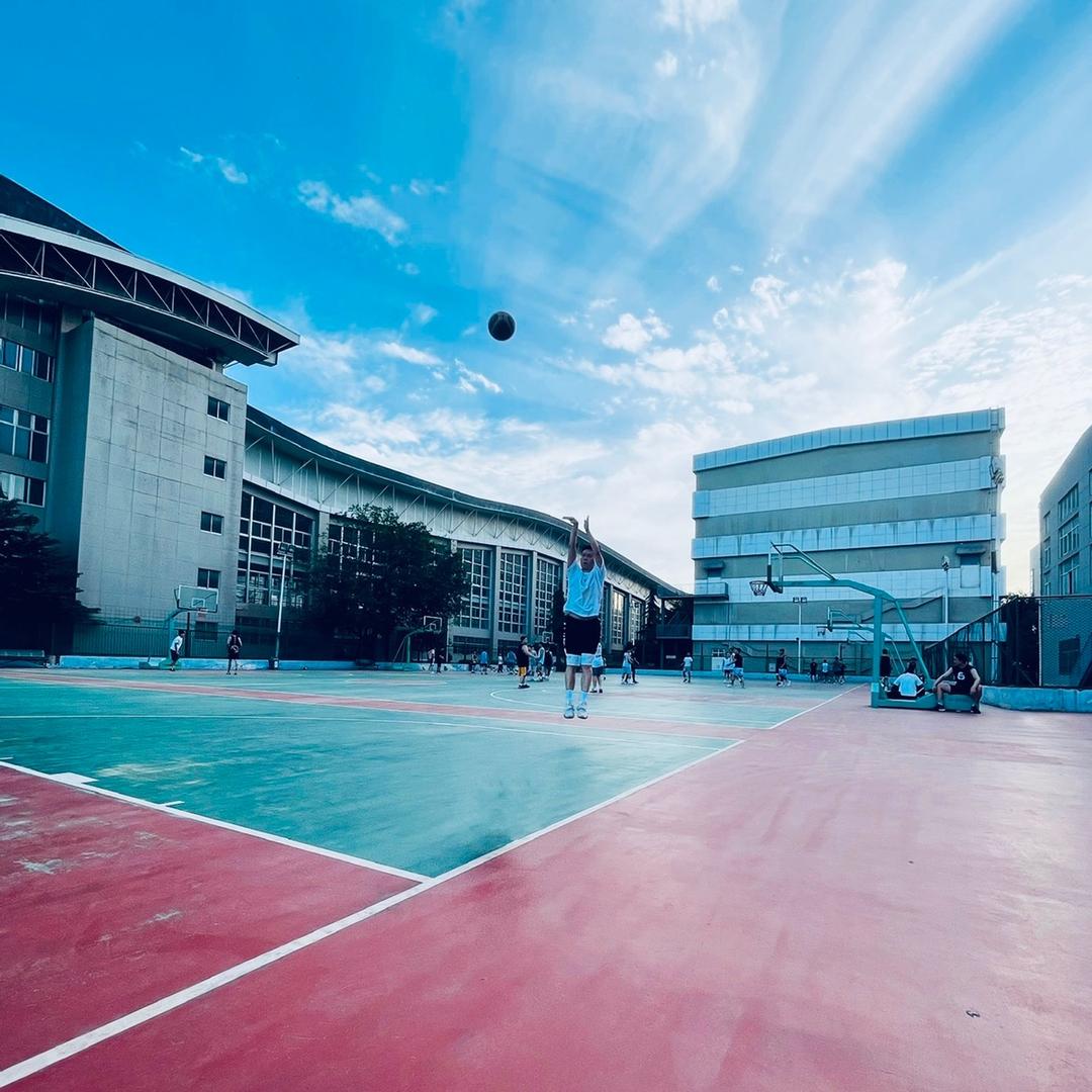 肚子上八块腹肌