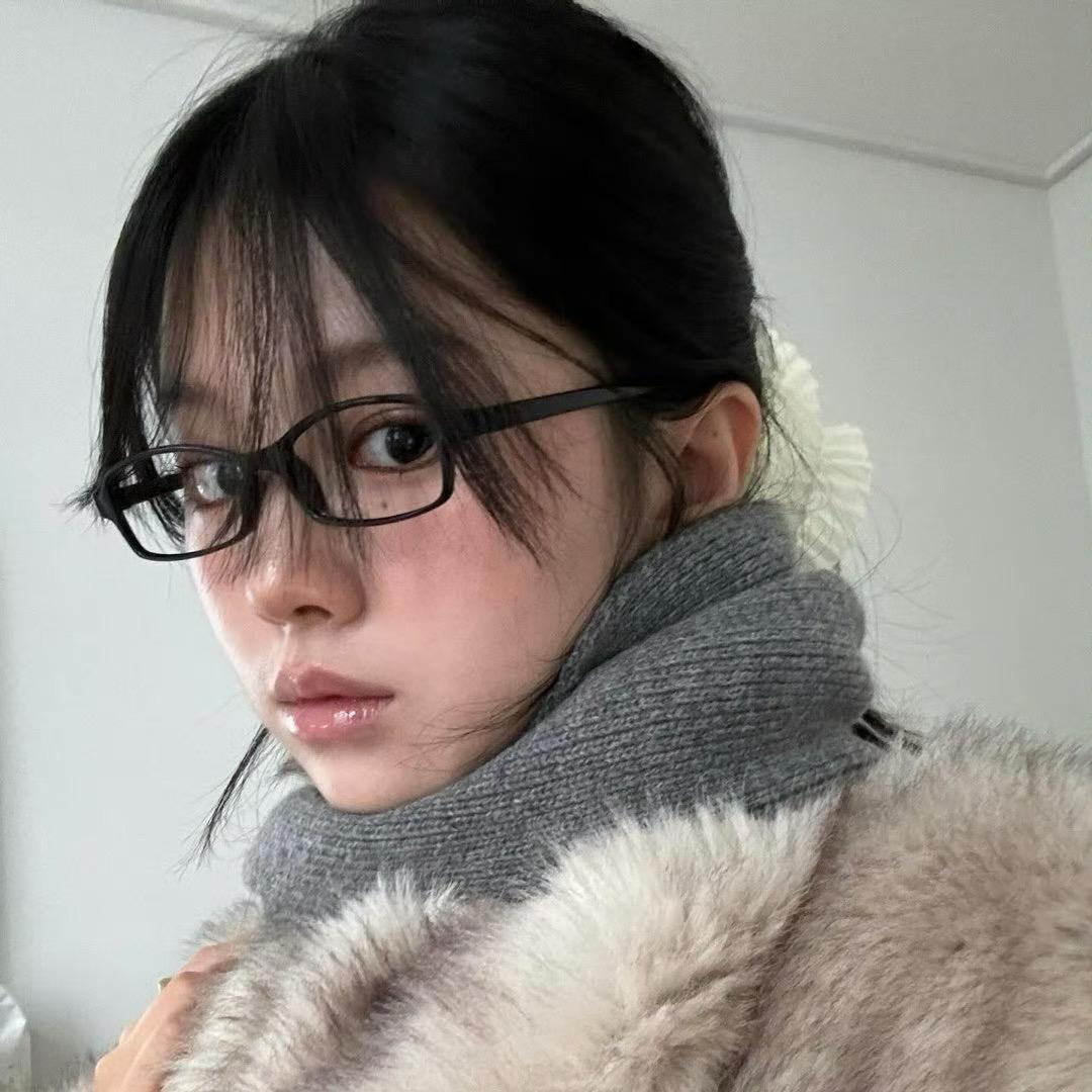 Lily_