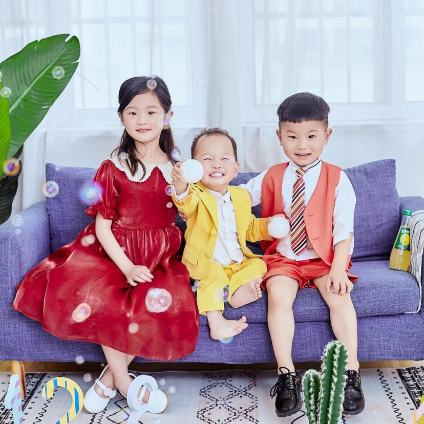 卖炸串的小姐姐