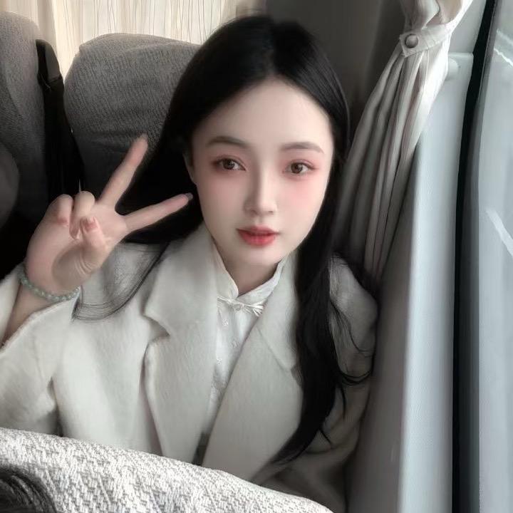 卖珠宝的真真