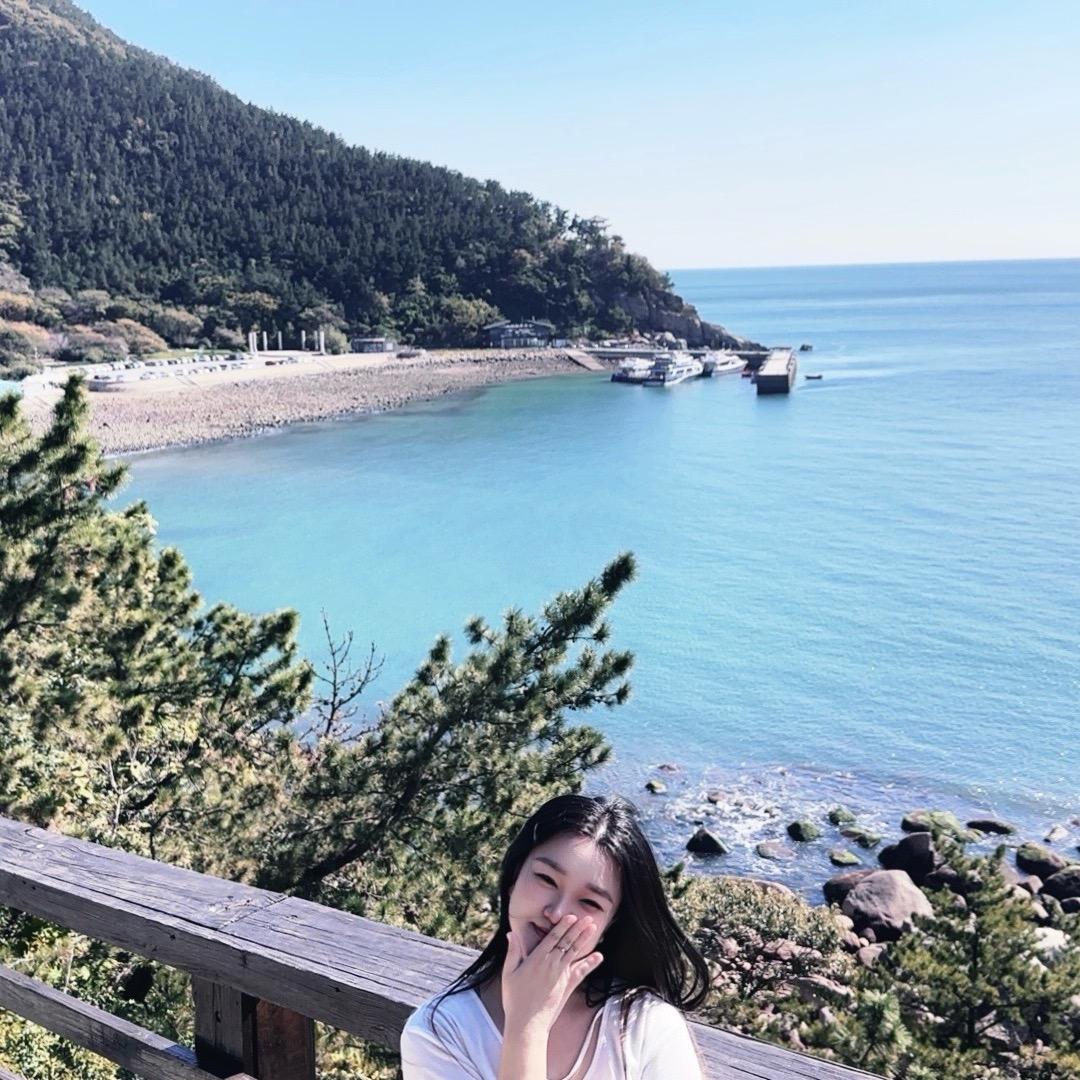 困的晕ᶠᵘᶠᵘ-