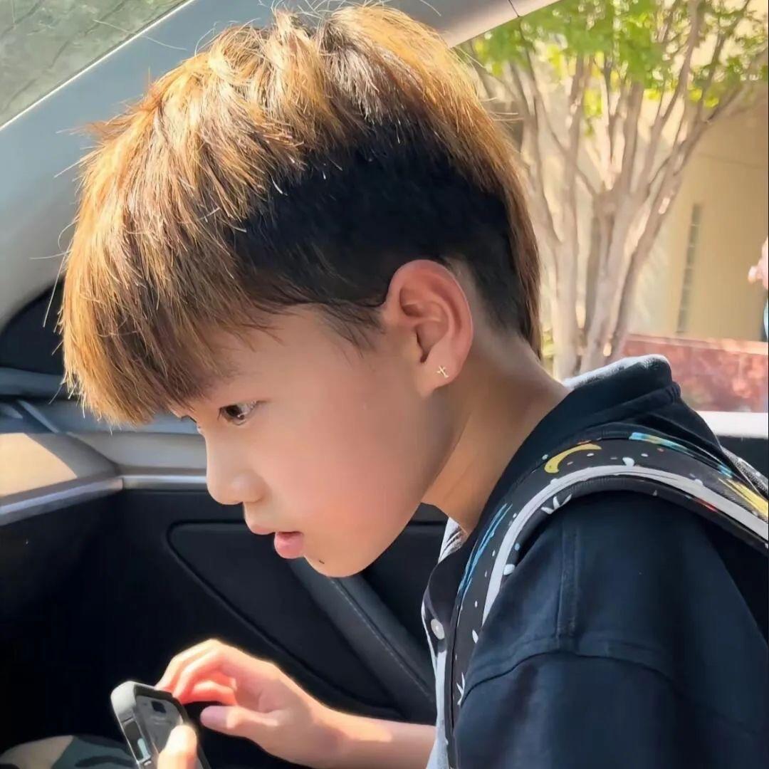 黑脖子🌚