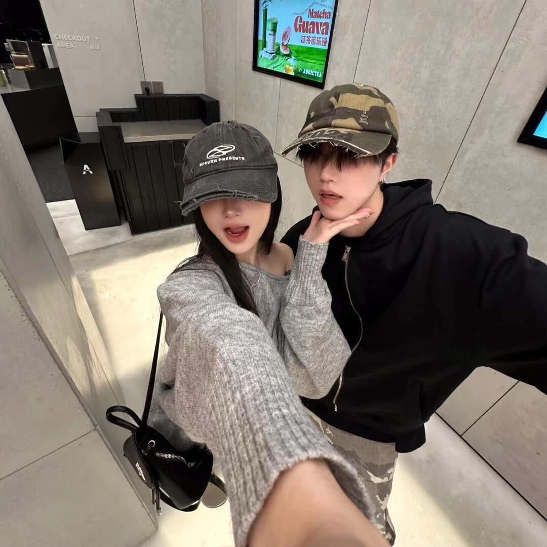 温妤.