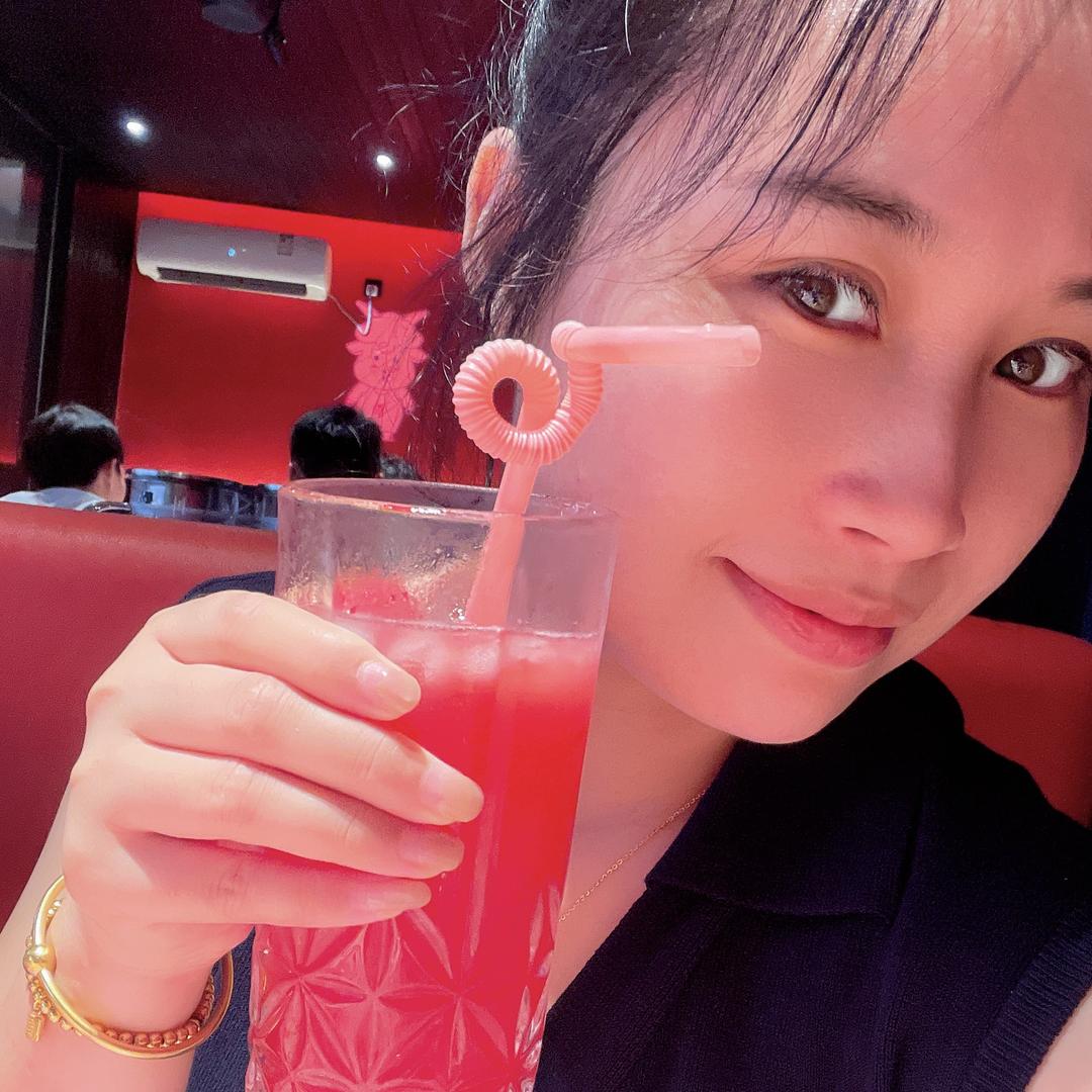 一只小莹莹