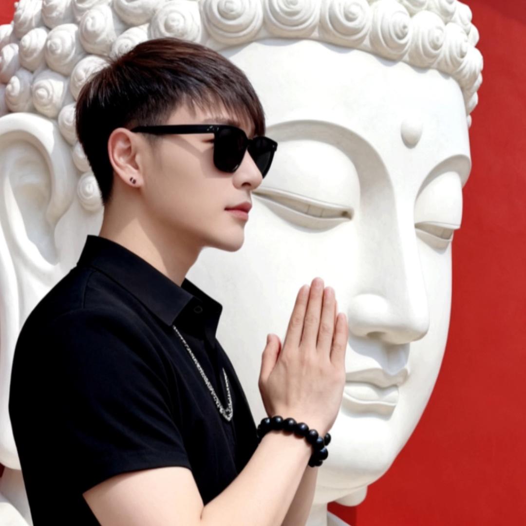 💰🚬ཀོ搞钱ོ要紧· ꦿ҉💕