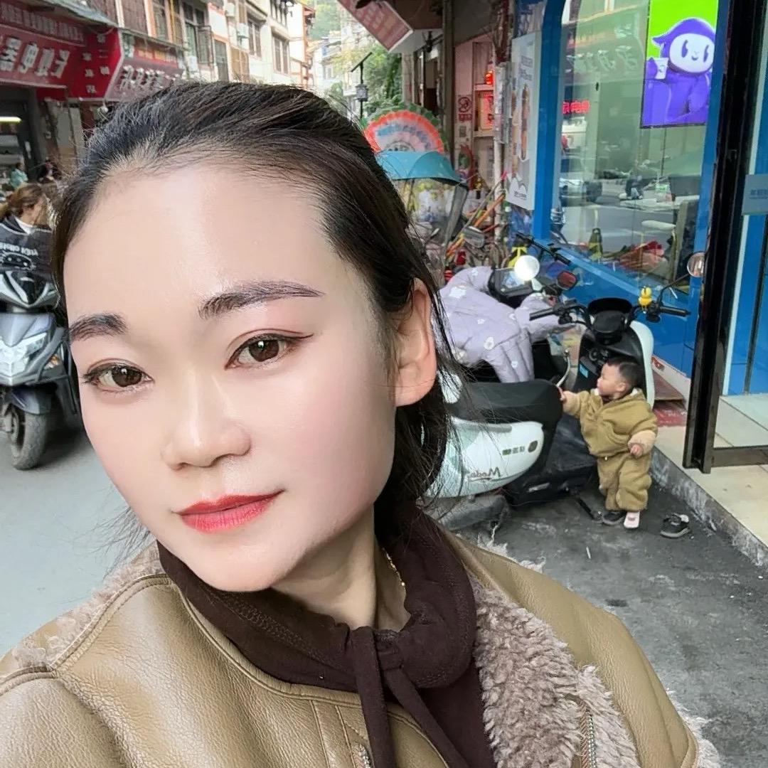 涂涂抹抹打造素颜肌