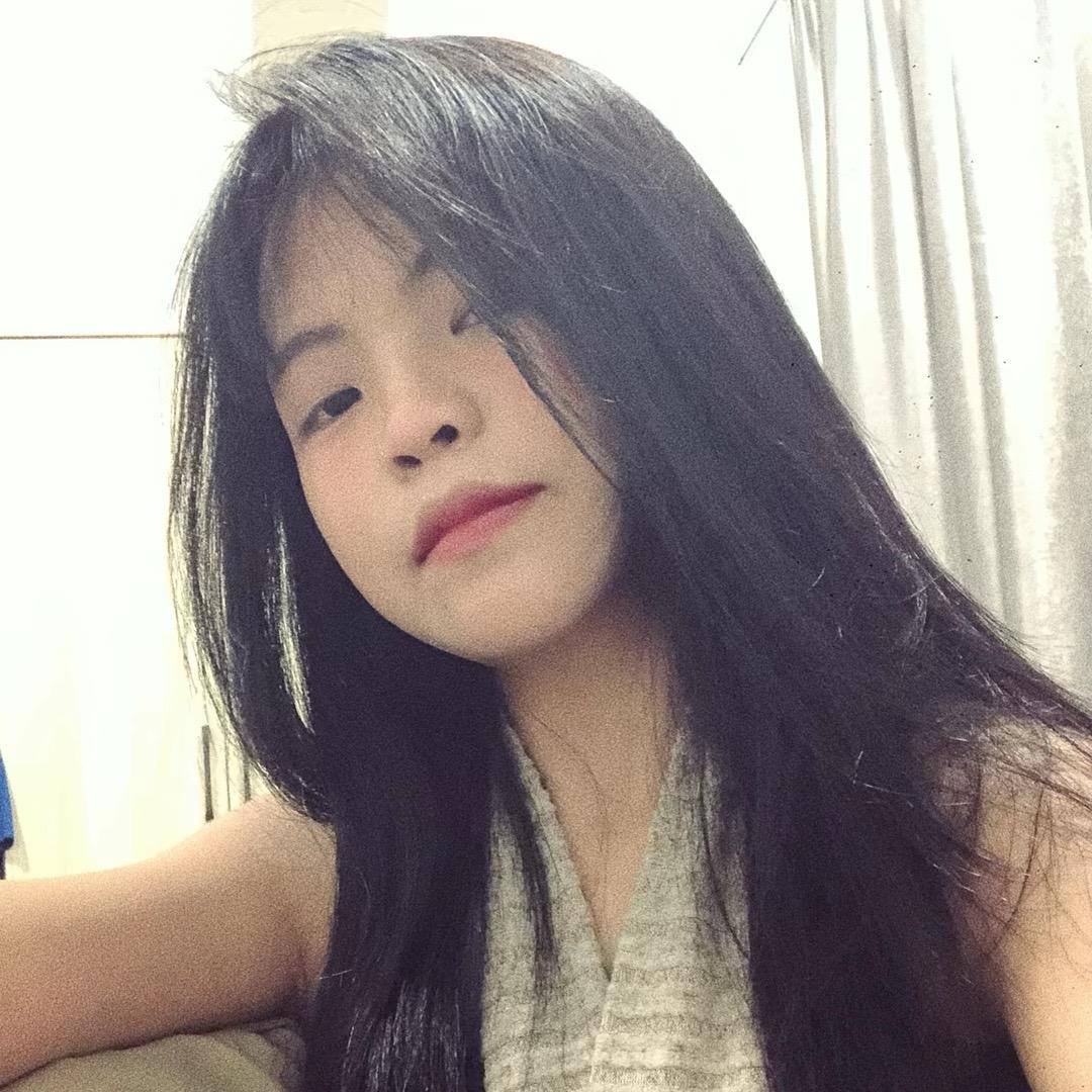 Y桃.